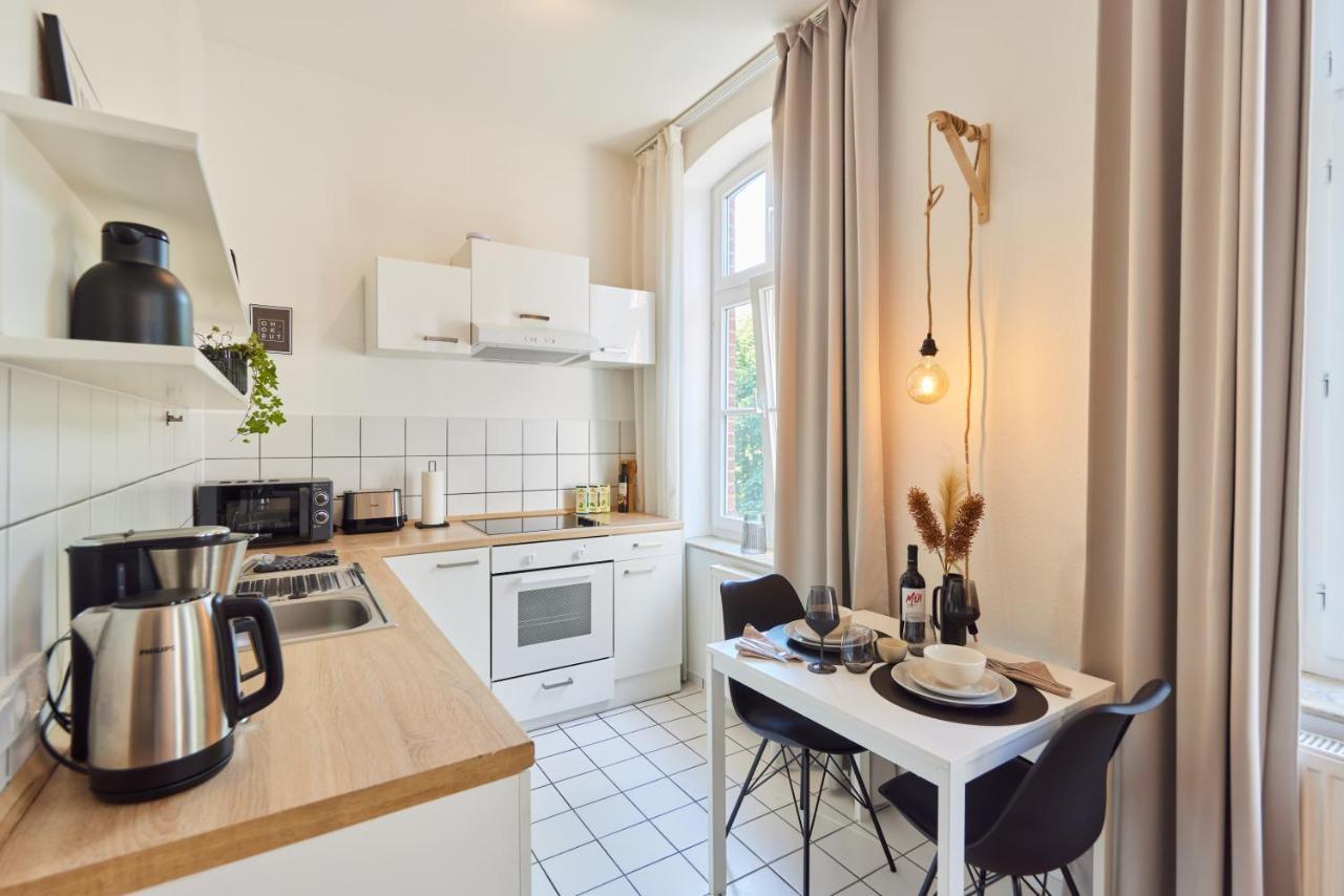 Studio3 Zentral Und Ruhig Mit Parkplatz, 5 Min Z Bali-T Und Gop, Boxspringbett Bad Oeynhausen Exterior photo